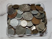 OF) 200 foreign coins and tokens