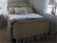 Antique Distressed White Full Size Bed