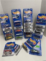 25 Hot Wheels Cars - new in packages