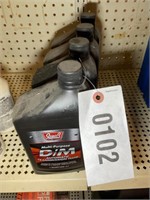 GROUP OF 4 QUARTS OF AUTOMATIC TRANSMISSION FLUID