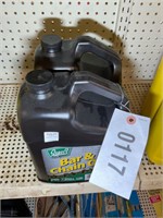 2 GALLONS BAR AND CHAIN OIL