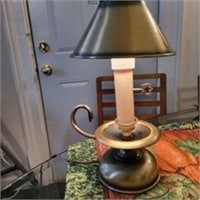 Vintage portable metal lamp