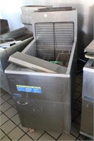 PITCO COMMERCIAL DEEP FRYER