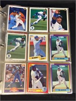 LARGE LOT OF BASEBALL TRADING CARDS / OVER 400