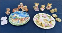 K - MIXED LOT OF COLLECTOR PLATES & FIGURINES (W21