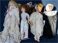 K - LOT OF 4 COLLECTOR DOLLS (W32)