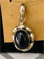 Vintage sterling silver round black onyx pendant