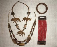 Vintage Wooden Necklaces & Bracelet