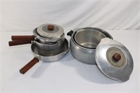 Set of vintage Magnalite cookware