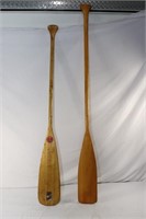 2 wooden paddles