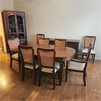 Vintage Ricardo Lynn Dining Table w/ 8 Chairs