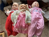 Uneeda Baby dolls and 21" plastic body doll