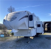 2010 Chaparral by Coachman 5th wheel camper 3 Slid