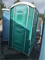 PORTABLE RESTROOM