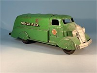 1930s Sinclair Gasoline Toy Truck