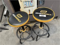 2 Gear Wrench Padded Adjustable Work Stools