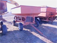 Farm & Fleet Gravity Wagon w/ Metal Hydraulic -