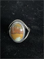 STERLING SILVER RING WITH UNIQUE STONE