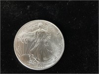 2000 UNCIRCULATED SILVER EAGLE ROUND