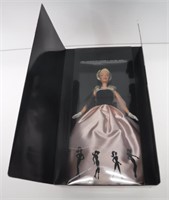 NEW Timeless Silhouette Barbie Doll 2000 #29050