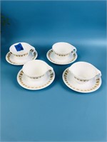 Set of 4 Cups, 4 Saucers Corelle