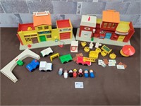 Vintage Fisherprice play town with cars, people...
