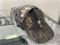 12 mossy oak break ups hats NEW