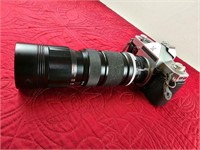 VINTAGE MANUAL CAMERA WITH TELE ZOOM LENS