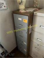 4 Drawer File Cabinet & Lamp