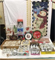 Ornaments, Hangings, Collectibles
