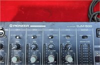 11 - PIONEER PROFESSIONAL DJ MIXER (E36)