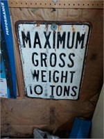 Maximum gross weight sign vintage 18in.x24in.