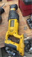 Dewalt 18 V Sausal. With battery and charger.
