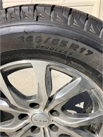 245/65 R17 Michelin Tires & Rims - EUC