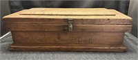 Small Vintage wooden trunk