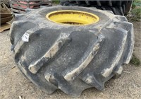 (1) 35.5L32 Harvester Tire and JD Rim