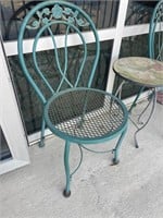 PAIR ARMLESS METAL CHAIRS AND ROUND TABLE