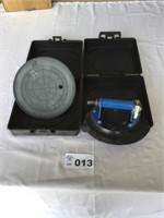 2 DAMO 10 IN VACUUM SUCTION CARRIERS