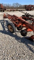 Case 6-16 plow. Mounted 2 point pull plow. 6