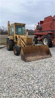 1981 Ford 555 Backhoe 7’ Front Bucket, 24" How