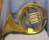 Antique horn instrument