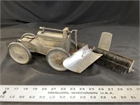Vintage wind up tractor, attachments