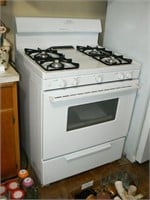 Frigidaire gas stove (works)