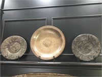 PLATTERS WITH STANDS