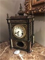 MARBLE TABLE CLOCK