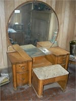 Antique vanity with mirror (secorative side