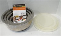 WOLFGANG PUCK MIXING BOWLS WITH LIDS