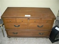 Lane cedar chest with drawer and contetns
