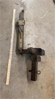 Trailer Hitch & Sway Bar For Pulling A Camper