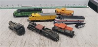 Tray Of 6 Assorted Locomotives & 1 Caboose